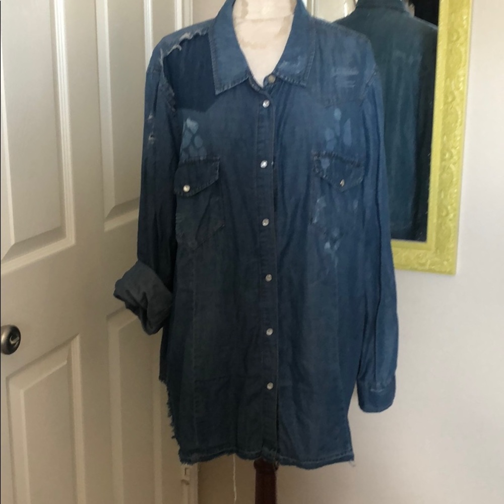 Pearl snap distressed denim
